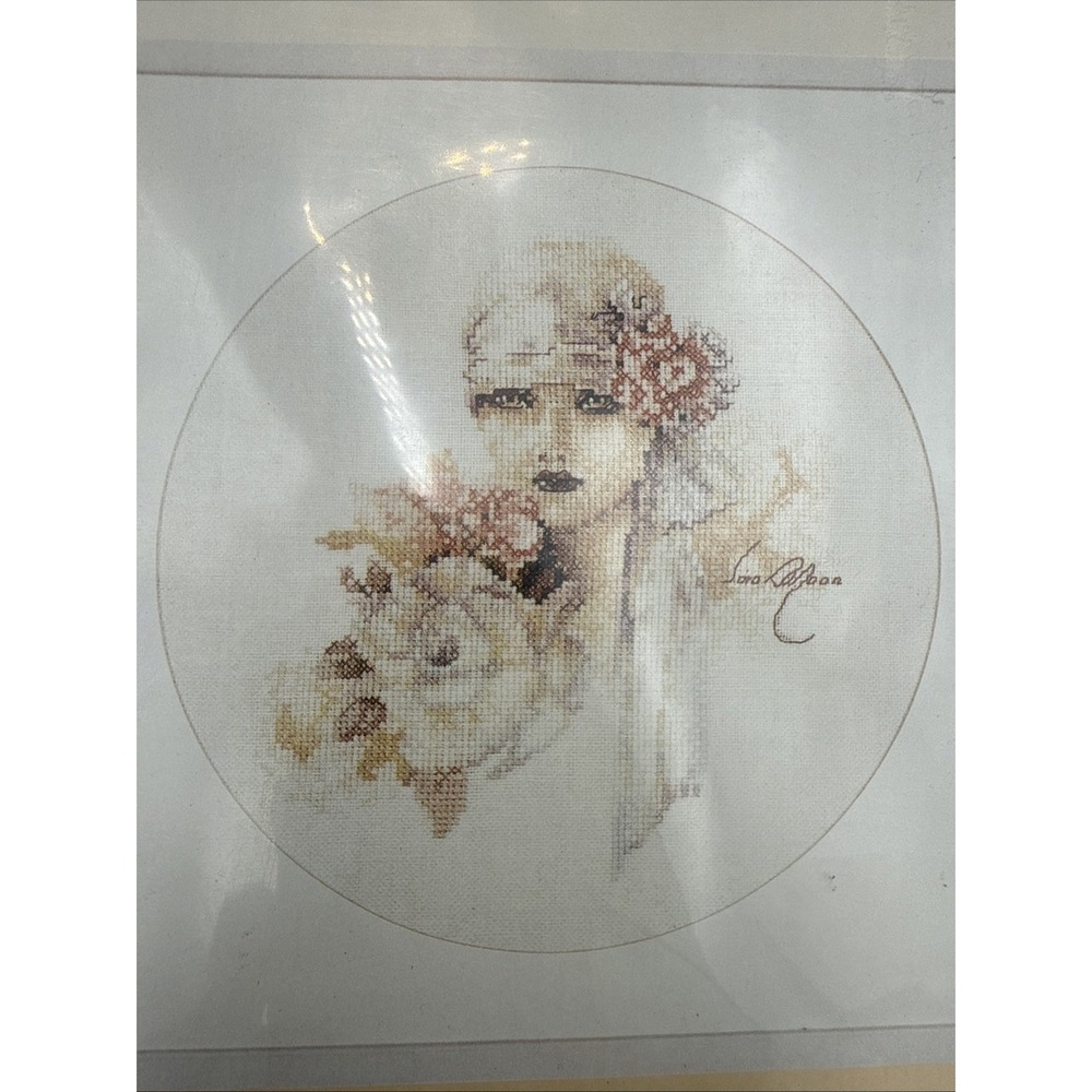 Vintage Lanarte Cross Stitch Kit Sara Moon Linen Cotton 9" Round Girl 33585